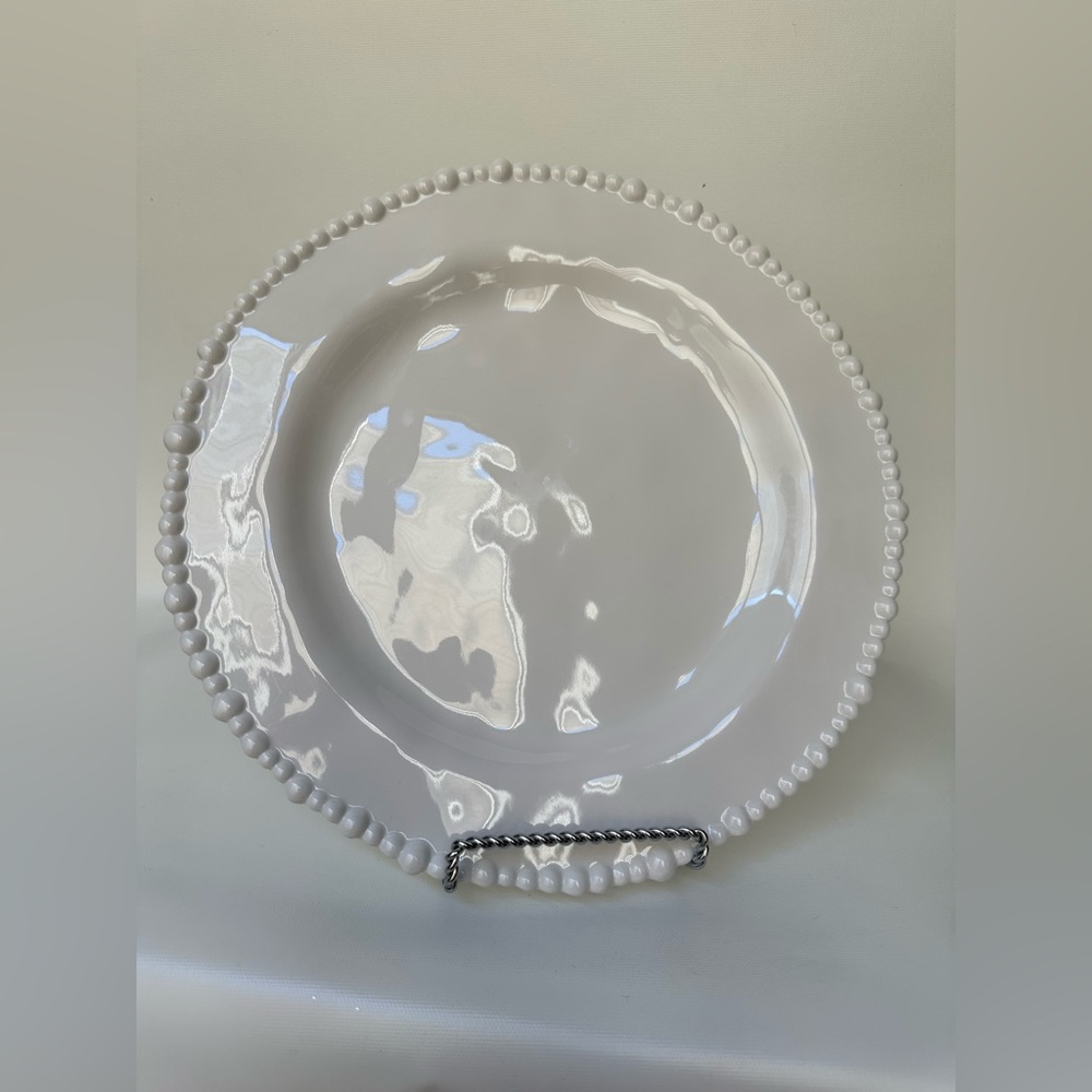 Brand New Home Expressions White Melamine Beaded Dinner Plates